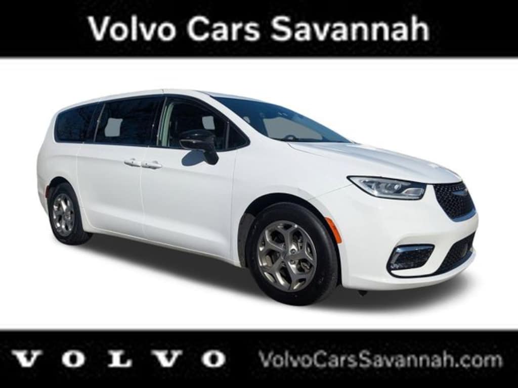 Used 2024 Chrysler Pacifica Limited Minivan/Van