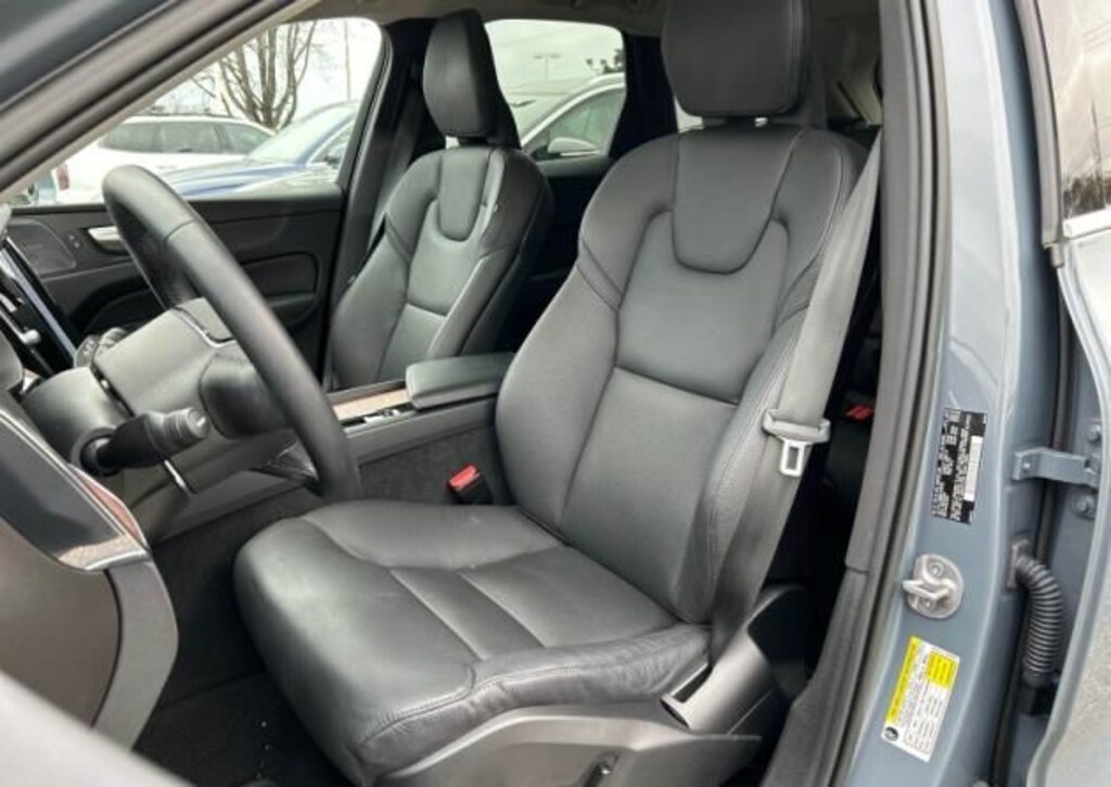 Certified 2023 Volvo XC60 B5 Plus Bright Theme SUV