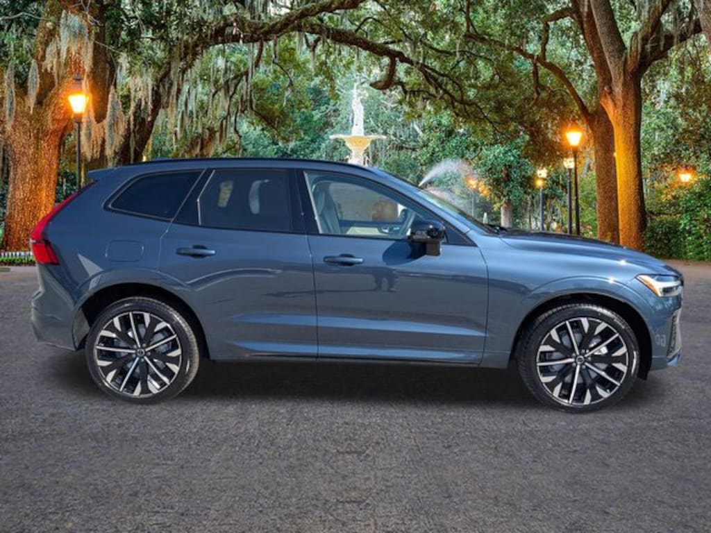 New 2026 Volvo XC60 B5 Ultra SUV