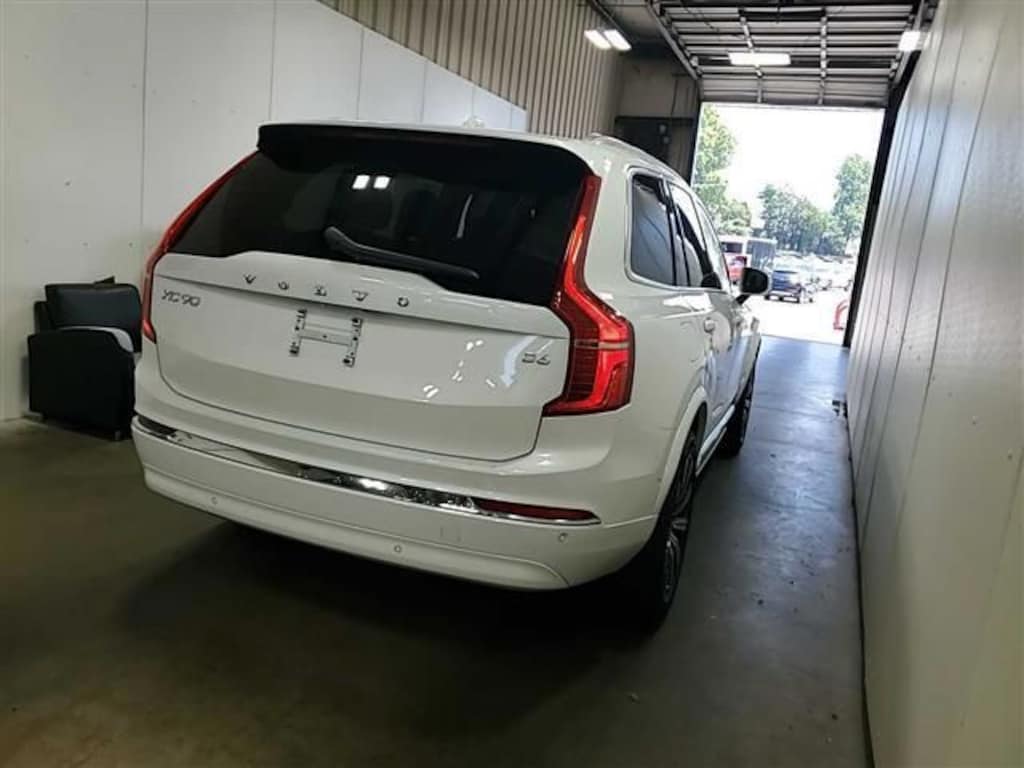 Used 2025 Volvo XC90 B6 Plus 7-Seater SUV