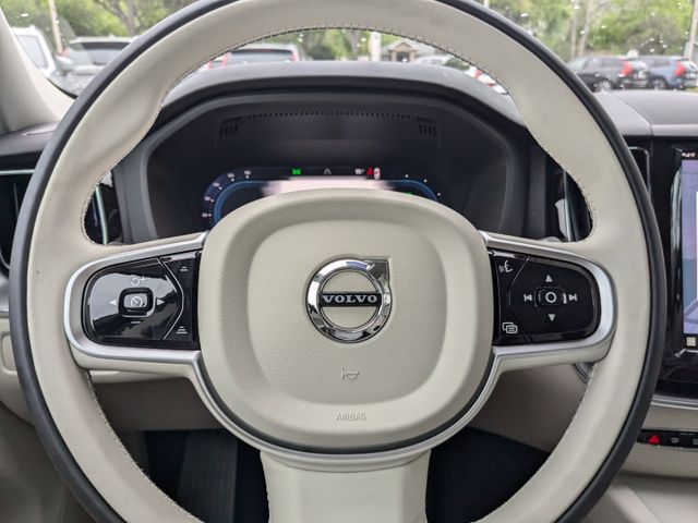 2025 Volvo XC60 Core - Photo 32