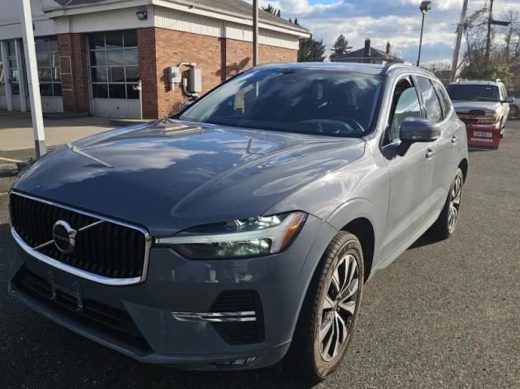 Certified 2023 Volvo XC60 B5 Core SUV