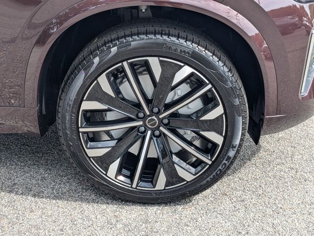 2025 Volvo XC90 Core - Photo 10