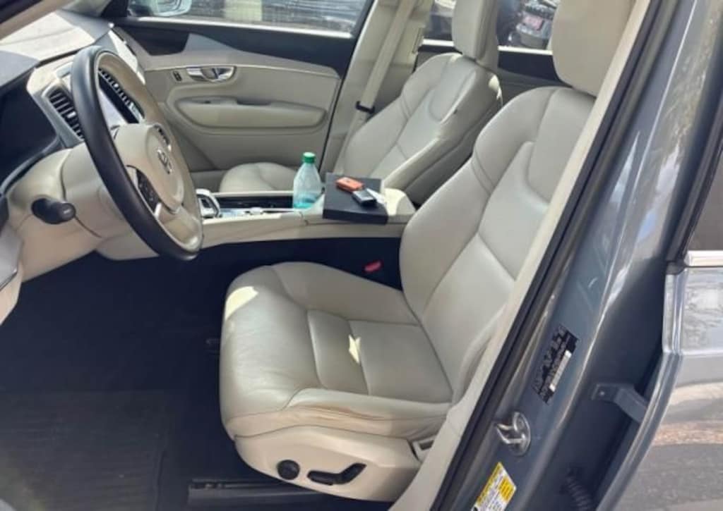 Used 2023 Volvo XC90 B5 Core SUV