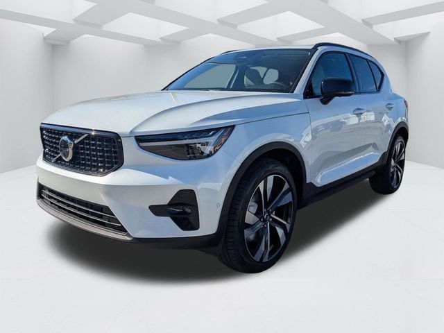 2026 Volvo XC40 Ultra - Photo 10