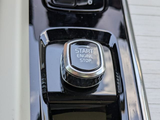 2026 Volvo XC60 Ultra - Photo 30