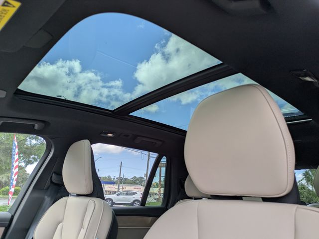 2026 Volvo XC90 Plus - Photo 27