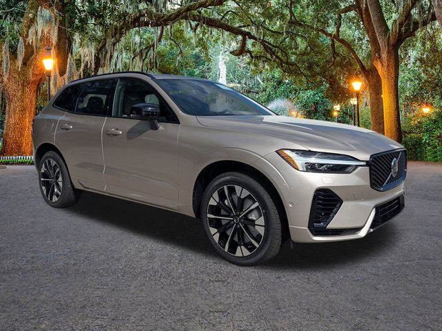 2026 Volvo XC60 Hybrid T8 Plus photo 2