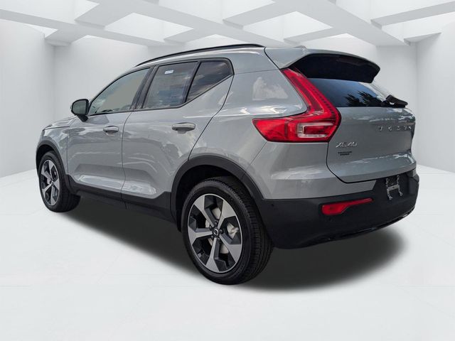 2025 Volvo XC40 Plus - Photo 7