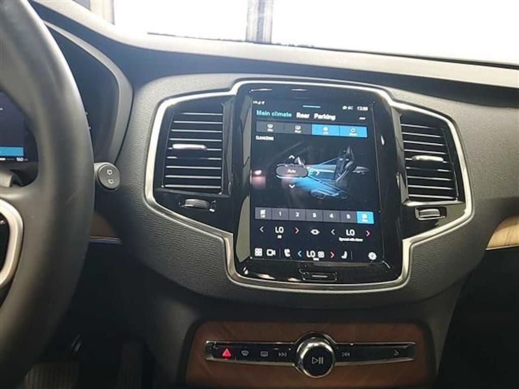 Used 2025 Volvo XC90 B6 Plus 7-Seater SUV