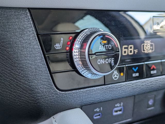 2023 Mitsubishi Outlander Plug-In Hybrid SEL - Photo 28