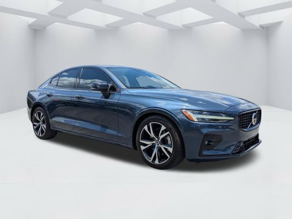Certified 2025 Volvo S60 B5 Core Sedan