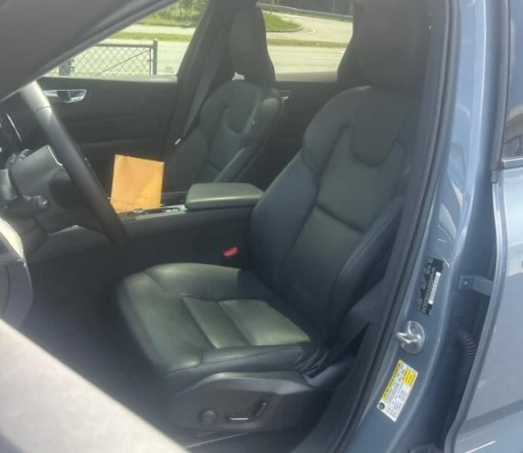 Used 2024 Volvo XC60 B5 Core SUV