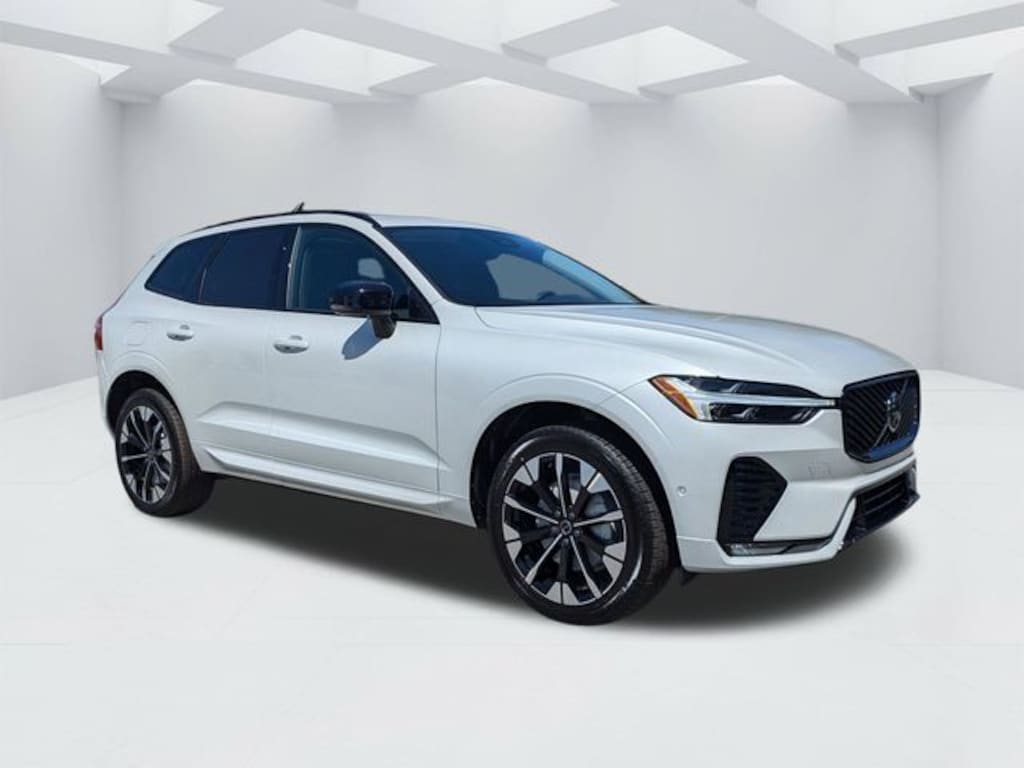 New 2026 Volvo XC60 B5 Plus SUV
