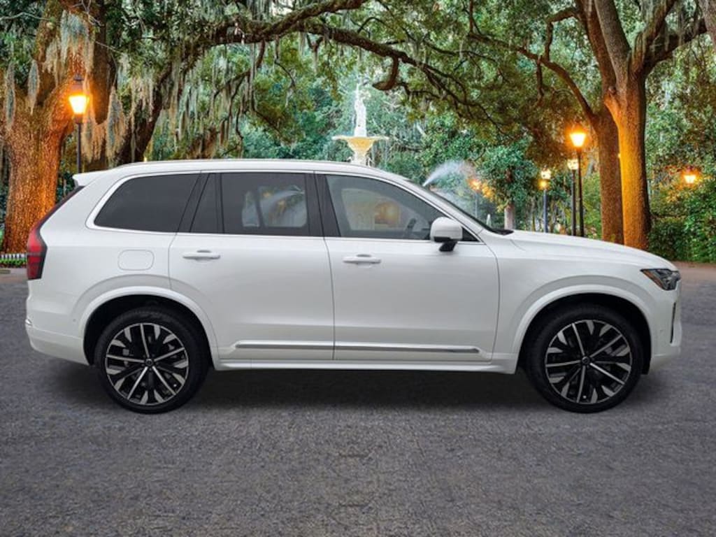 New 2026 Volvo XC90 B6 Plus 7-Seater SUV