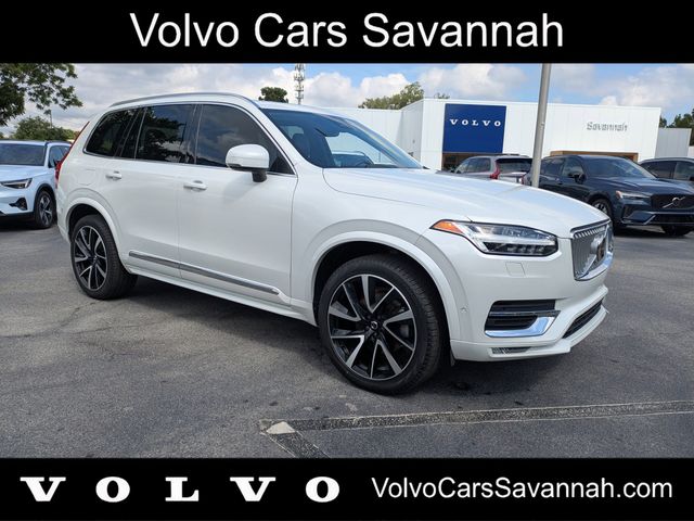 2023 Volvo XC90 B5 Plus 4WD's photo