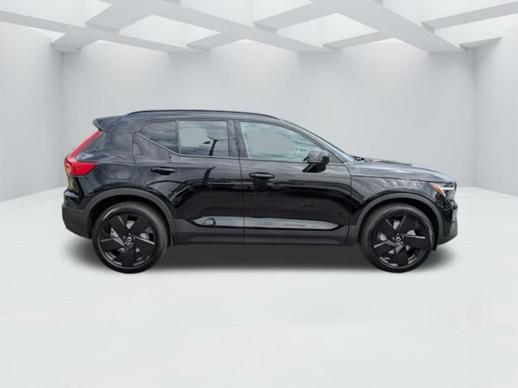 New 2026 Volvo XC40 B5 Ultra Black Edition SUV