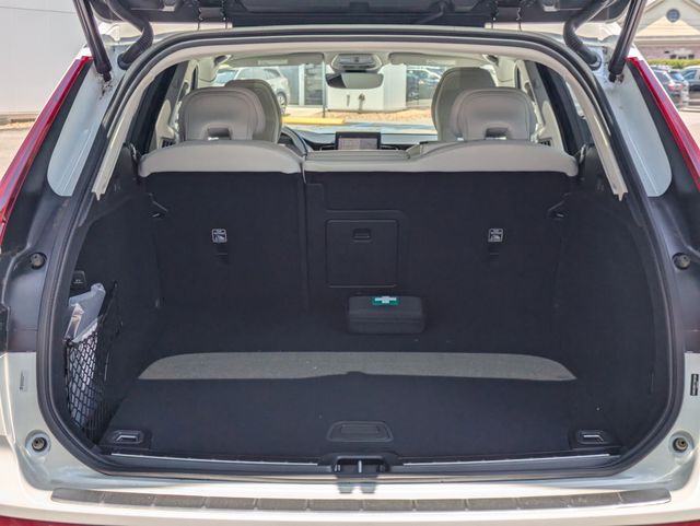 2026 Volvo XC60 Ultra - Photo 13
