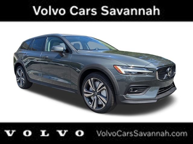 2026 Volvo V60 Cross Country B5 Plus