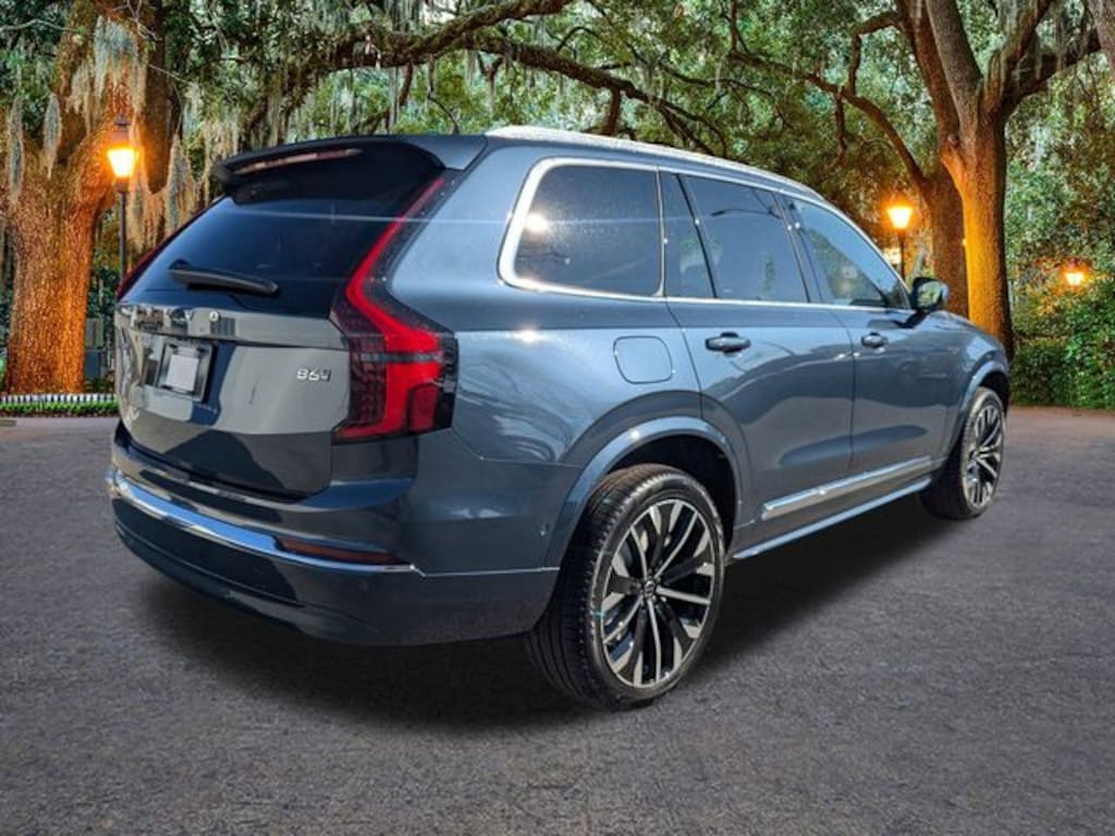 New 2026 Volvo XC90 B6 Plus 7-Seater SUV