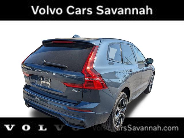 2025 Volvo XC60 B5 Plus photo 3