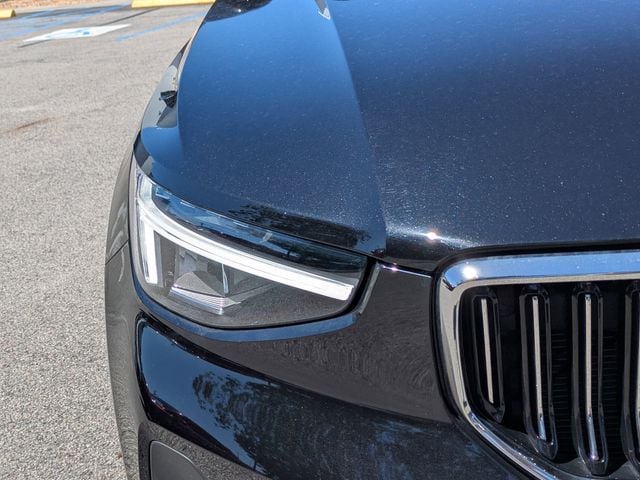 2025 Volvo XC40 Core - Photo 11