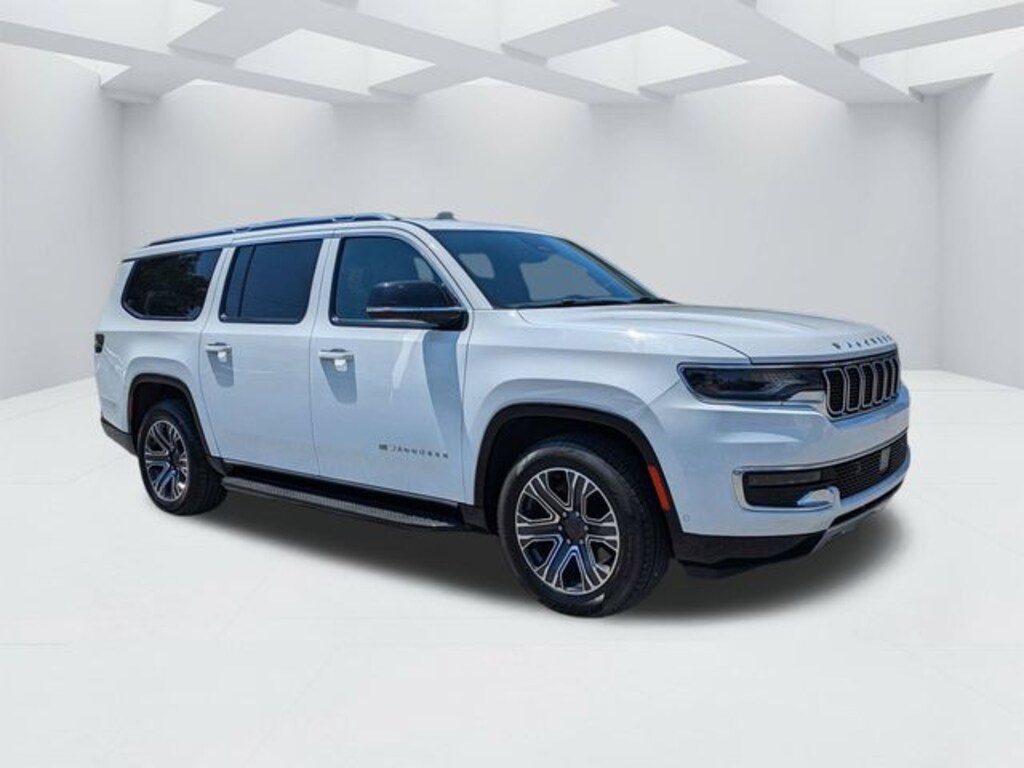 Used 2024 Jeep Wagoneer L Series II SUV
