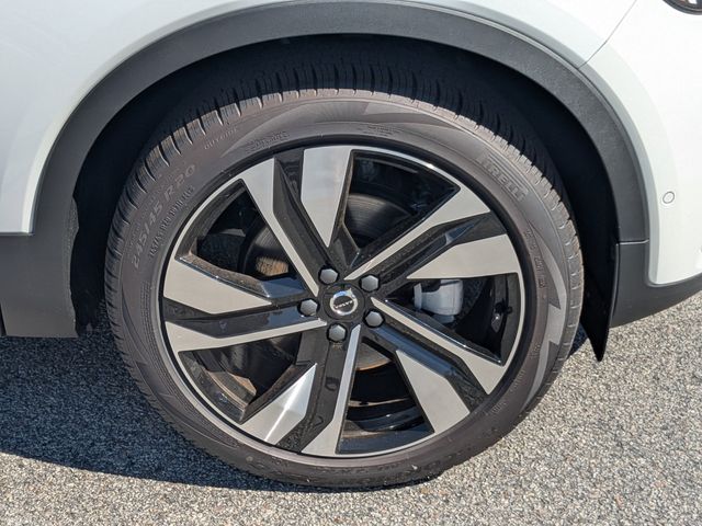 2026 Volvo XC40 Ultra - Photo 14