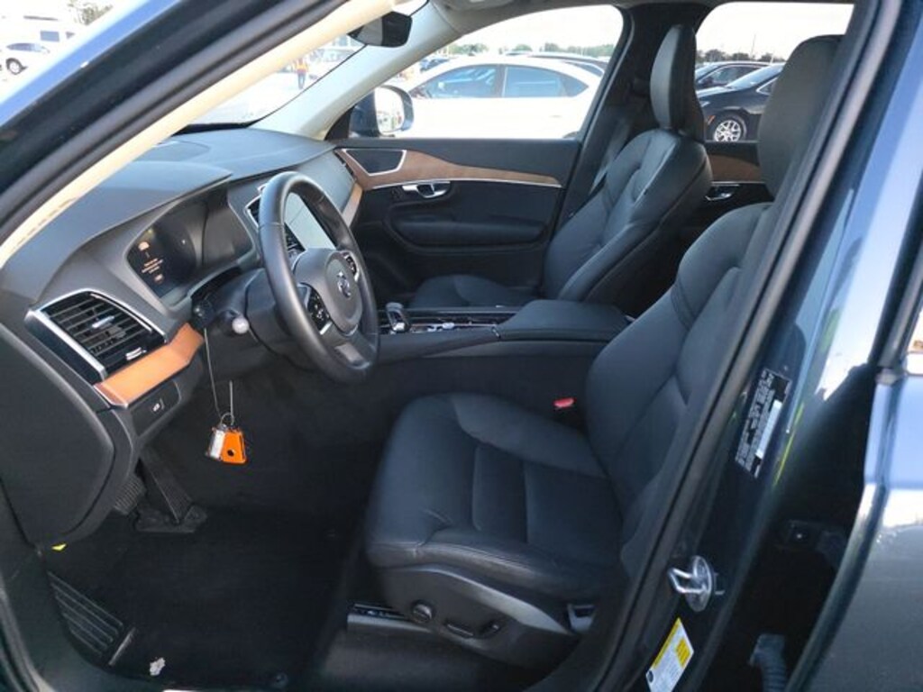 Used 2025 Volvo XC90 B6 Plus 7-Seater SUV