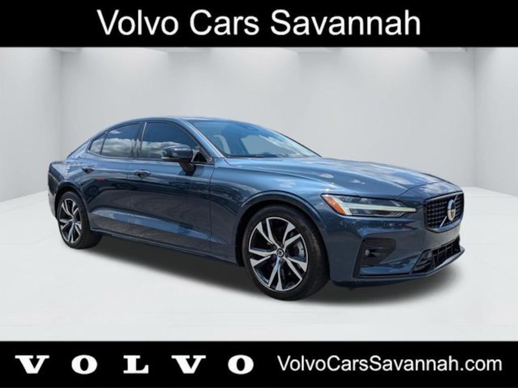 Certified 2025 Volvo S60 B5 Core Sedan
