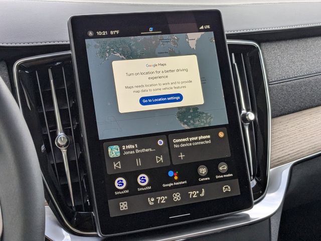 2025 Volvo XC90 Plus - Photo 28