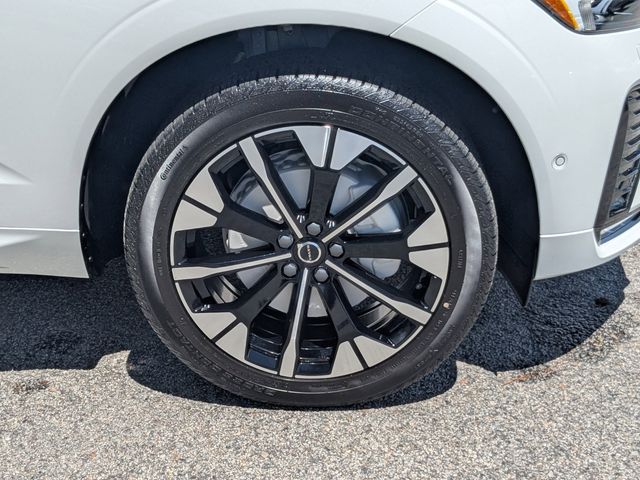2026 Volvo XC60 Plus - Photo 11