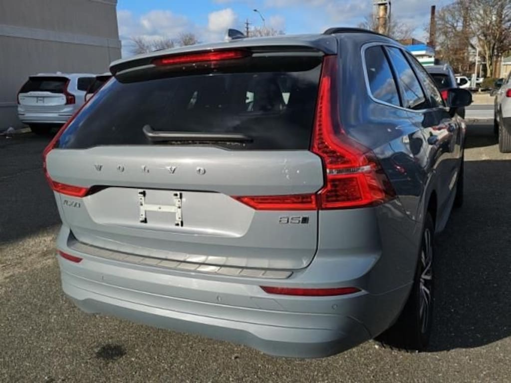 Certified 2023 Volvo XC60 B5 Core SUV