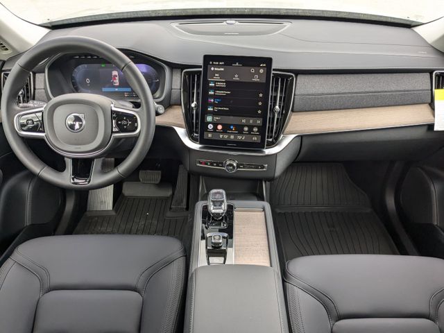 2025 Volvo XC90 Plus - Photo 19