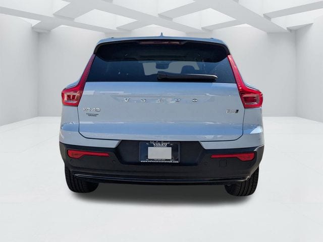 2026 Volvo XC40 Plus - Photo 6