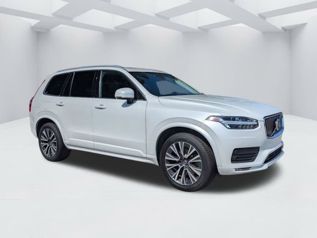 Used 2022 Volvo XC90 T5 Momentum SUV