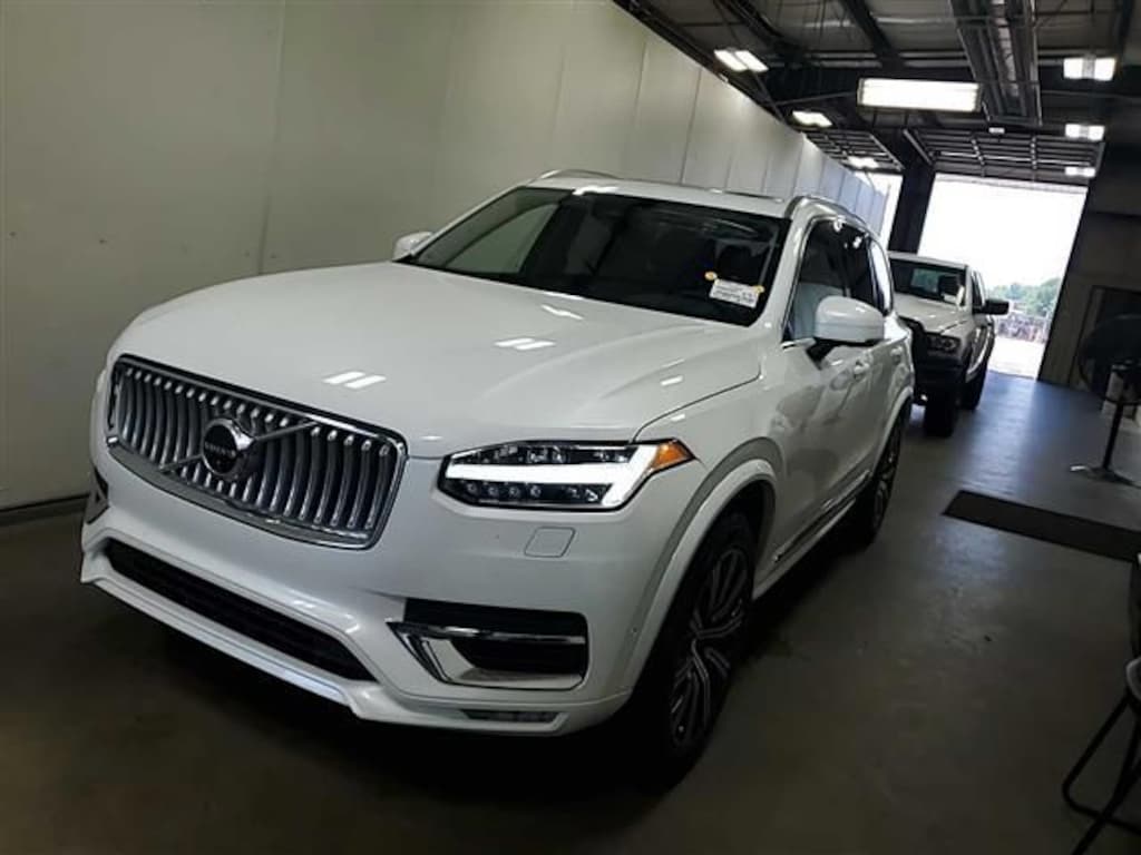 Used 2025 Volvo XC90 B6 Plus 7-Seater SUV