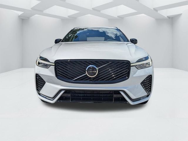 2026 Volvo XC60 Plus - Photo 9