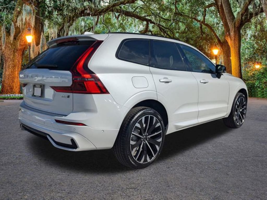 New 2026 Volvo XC60 B5 Ultra SUV