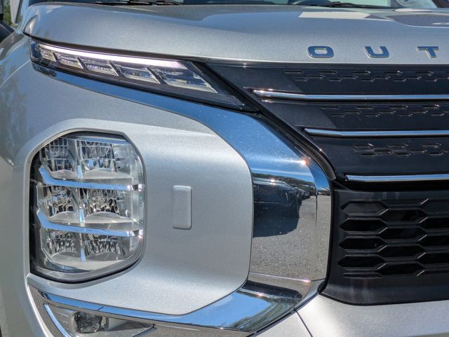2023 Mitsubishi Outlander Plug-In Hybrid SEL - Photo 13