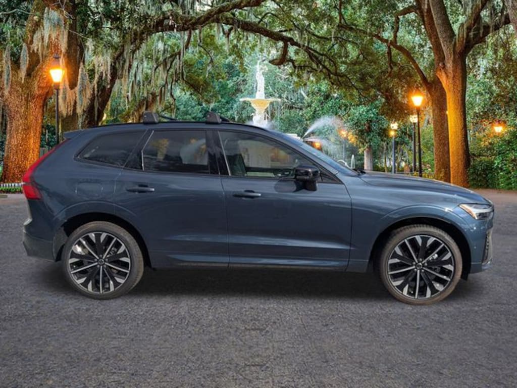 New 2026 Volvo XC60 B5 Ultra SUV