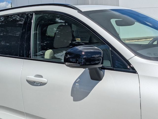 2026 Volvo XC60 Plus - Photo 12
