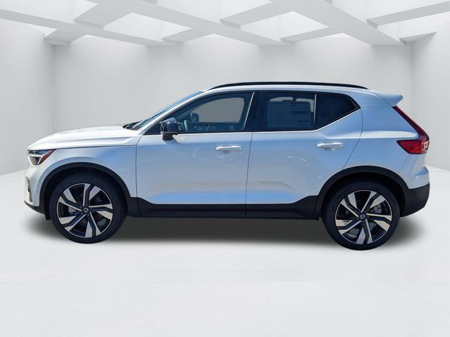2026 Volvo XC40 Ultra - Photo 9