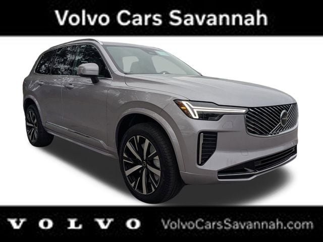 2026 Volvo XC90 Core's photo