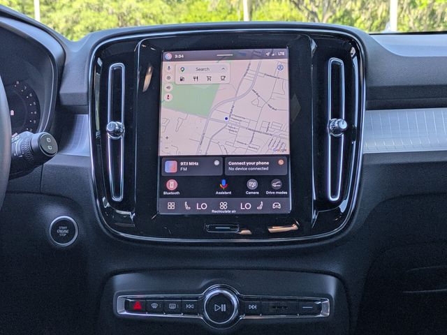 2025 Volvo XC40 Core - Photo 24