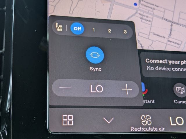 2025 Volvo XC40 Core - Photo 31