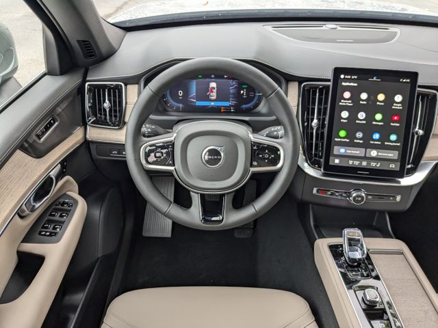 2025 Volvo XC90 Plus - Photo 20