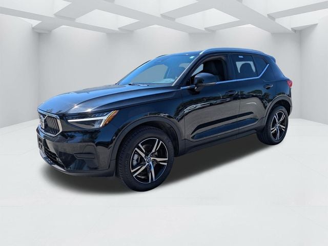 2025 Volvo XC40 Core - Photo 10