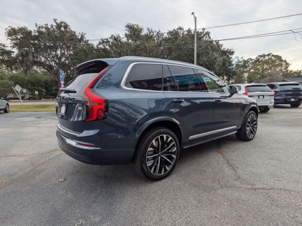 New 2026 Volvo XC90 B5 Ultra 6-Seater SUV