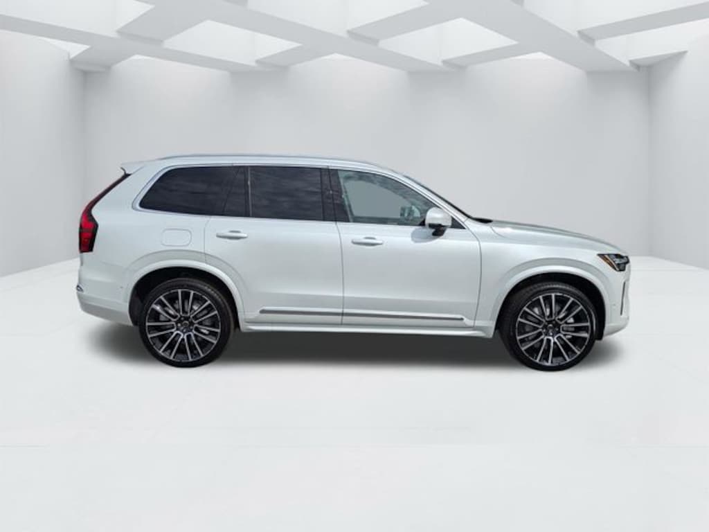 New 2026 Volvo XC90 B6 Plus 7-Seater SUV